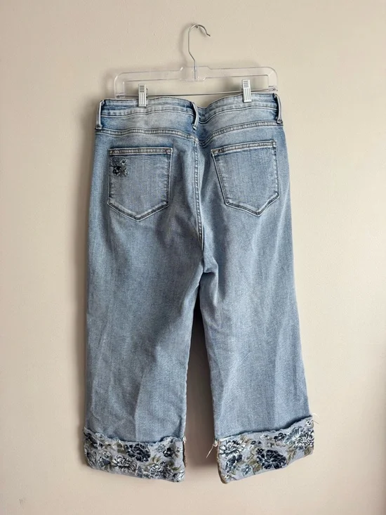 Driftwood Charlee Embroidered Floral Cuff Barrel Leg Jeans Size 33 euc Sundance - Picture 4 of 9